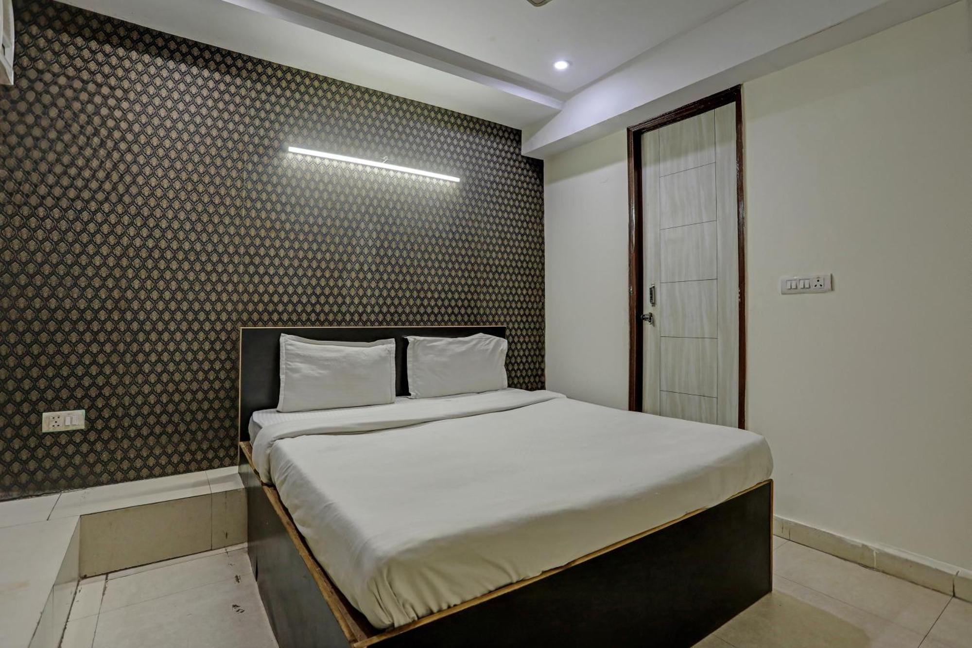 Hotel O Kanak Palace New Delhi Extérieur photo