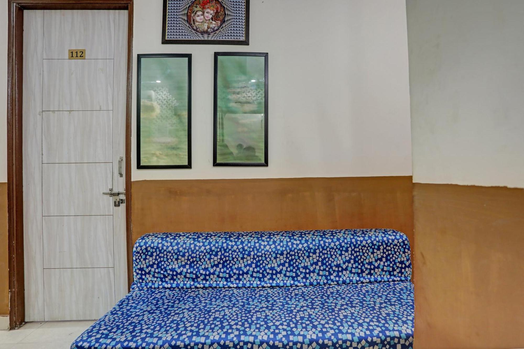 Hotel O Kanak Palace New Delhi Extérieur photo
